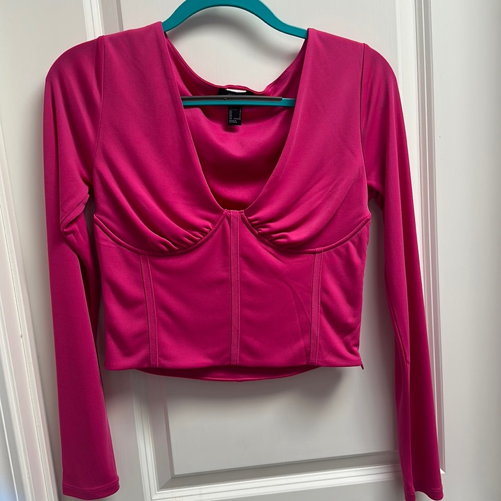 ❗️pink long sleeve top❗️